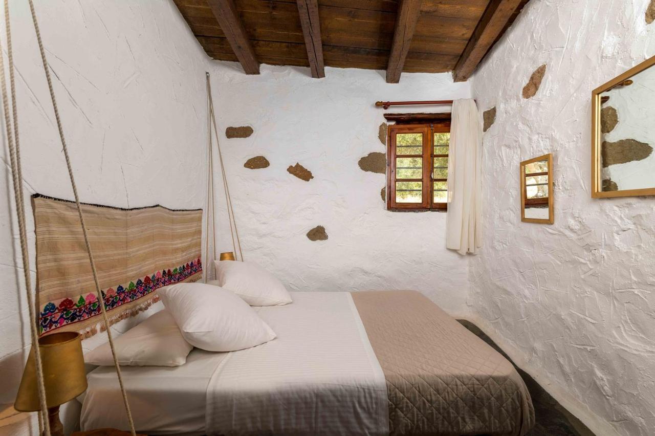Natura Cottages Makrýgialos Eksteriør billede