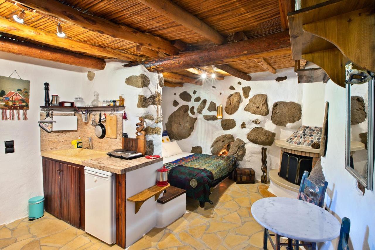 Natura Cottages Makrýgialos Eksteriør billede