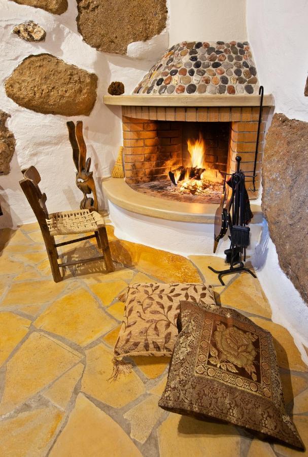 Natura Cottages Makrýgialos Eksteriør billede