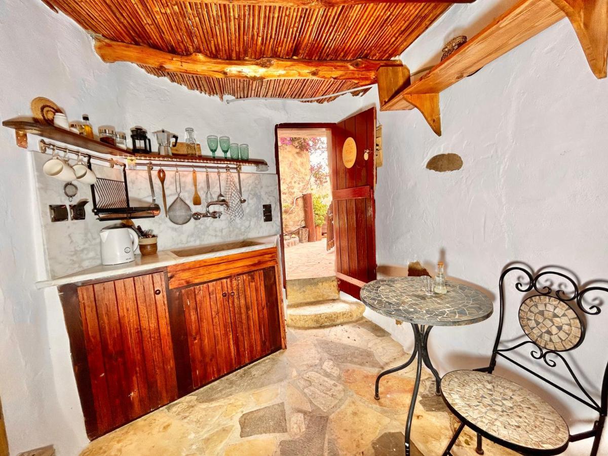 Natura Cottages Makrýgialos Eksteriør billede