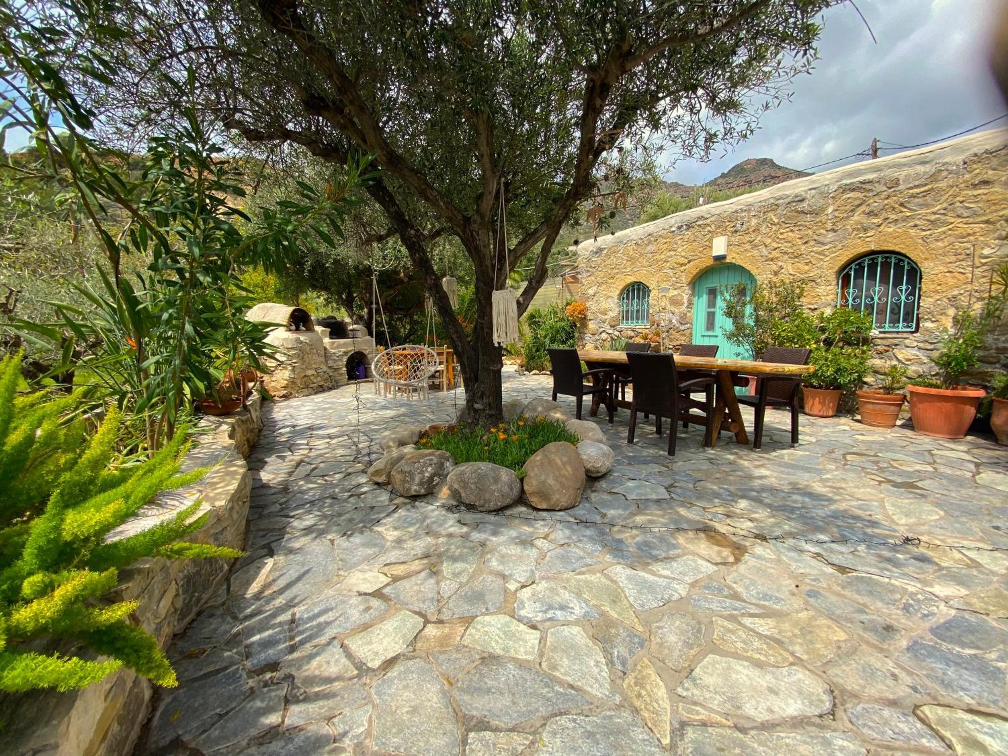 Natura Cottages Makrýgialos Eksteriør billede